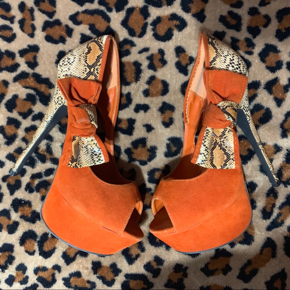 Faux suede/faux snake print platform heels